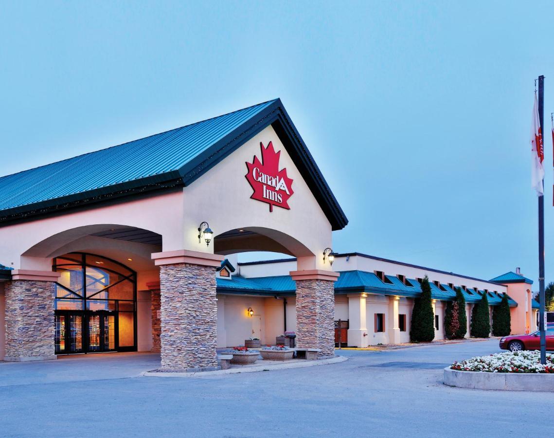 Canad Inns Destination Centre Portage La Prairie Exterior foto